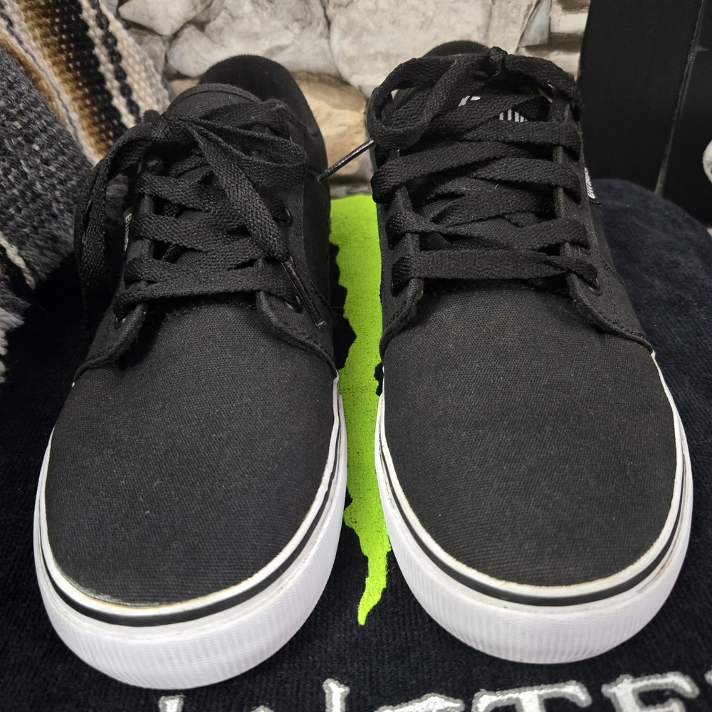 Etnies Black Canvas Men's Sneakers